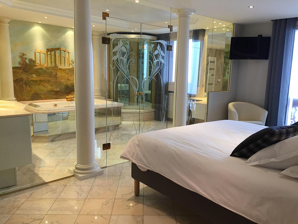 Le Coeur 1210 Bed & Breakfast Granier Bagian luar foto