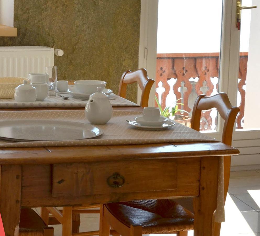 Le Coeur 1210 Bed & Breakfast Granier Bagian luar foto