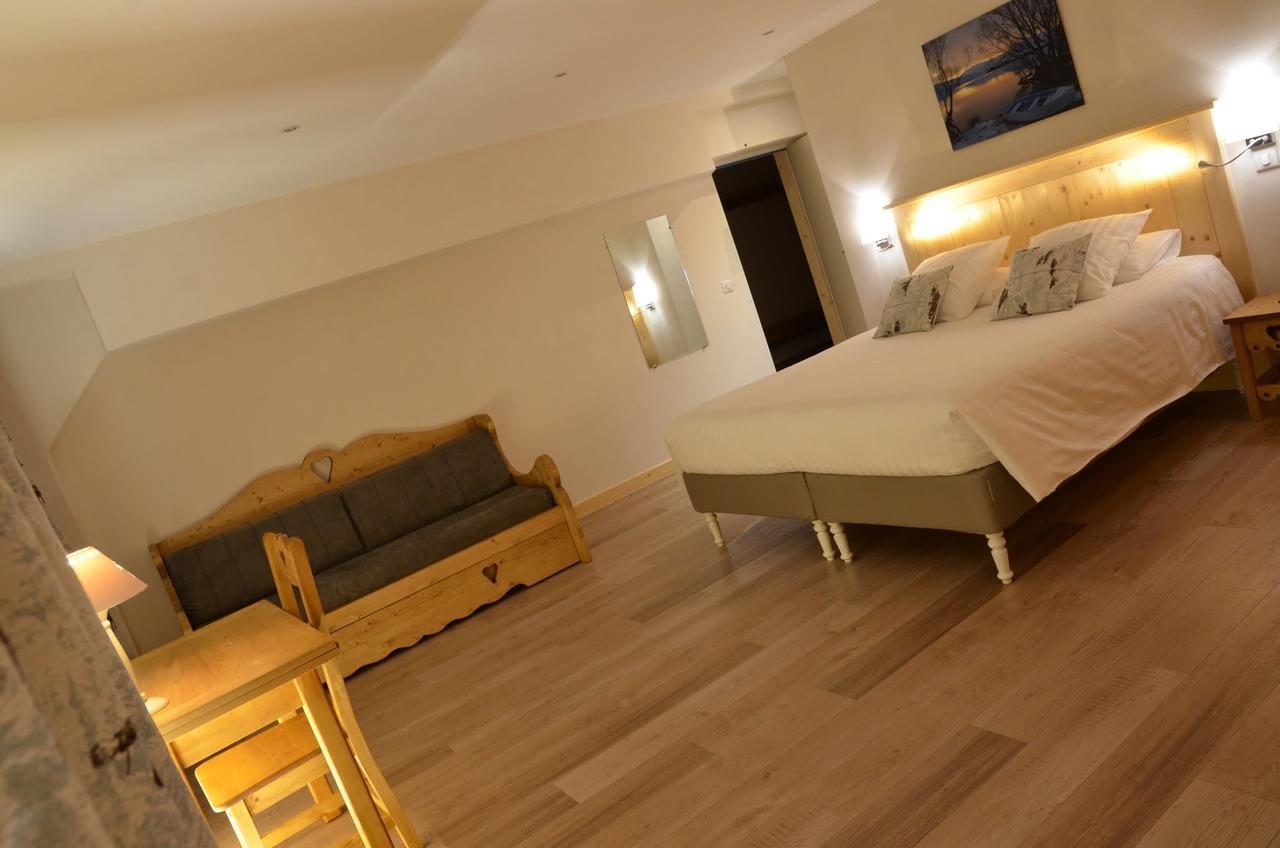 Le Coeur 1210 Bed & Breakfast Granier Bagian luar foto
