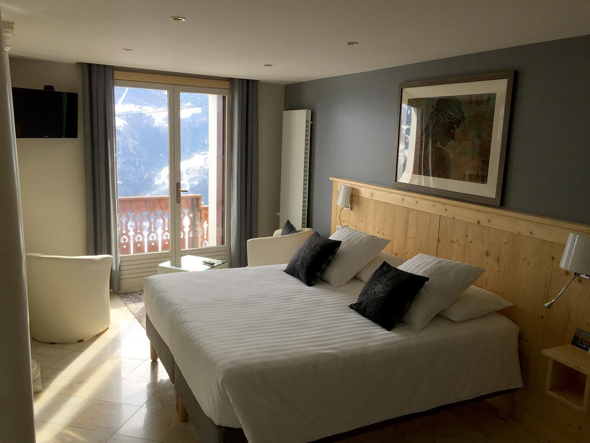 Le Coeur 1210 Bed & Breakfast Granier Bagian luar foto