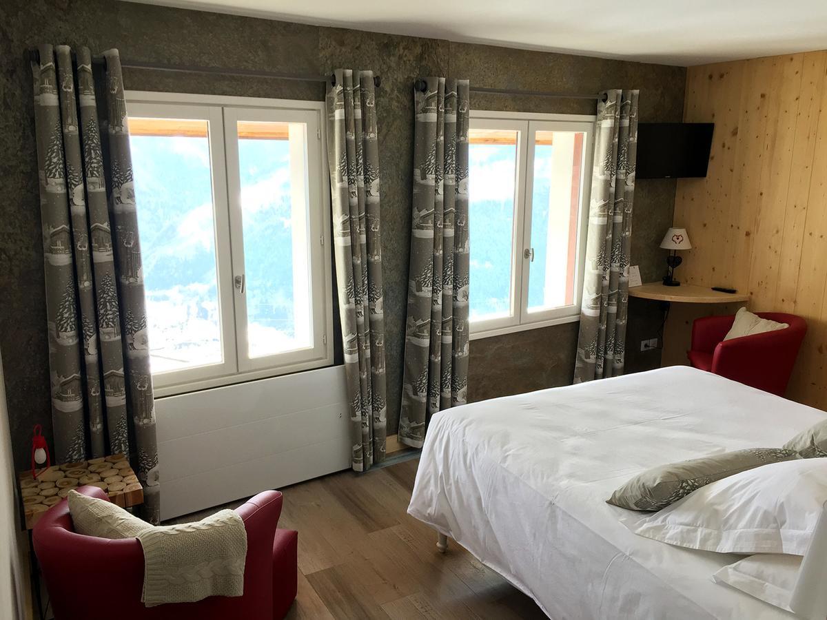 Le Coeur 1210 Bed & Breakfast Granier Bagian luar foto